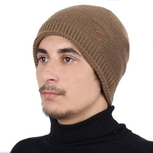 Load image into Gallery viewer, Warm Hat & Scarf Set
