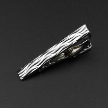 Load image into Gallery viewer, Multi Designed Cuff Clips