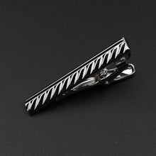 Load image into Gallery viewer, Multi Designed Cuff Clips