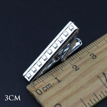 Load image into Gallery viewer, Multi Designed Cuff Clips