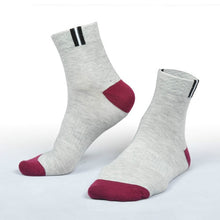 Load image into Gallery viewer, 5 Pairs Solid Color Mesh Socks