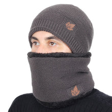 Load image into Gallery viewer, Warm Hat &amp; Scarf Set
