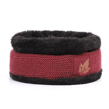 Load image into Gallery viewer, Warm Hat &amp; Scarf Set
