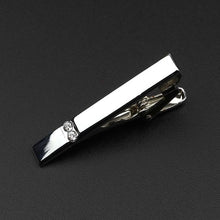 Load image into Gallery viewer, Multi Designed Cuff Clips
