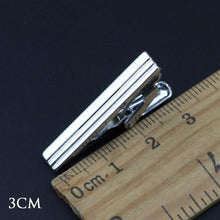 Load image into Gallery viewer, Multi Designed Cuff Clips
