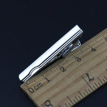 Load image into Gallery viewer, Multi Designed Cuff Clips
