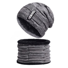 Load image into Gallery viewer, Warm Windproof Cap &amp; Scarf Set
