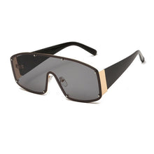 Load image into Gallery viewer, Classy Over Sized Sunglasses
